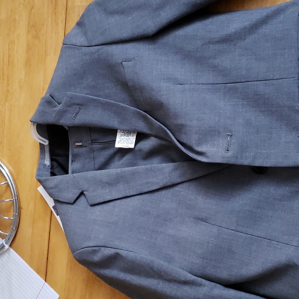 Van Heusen Boys suit